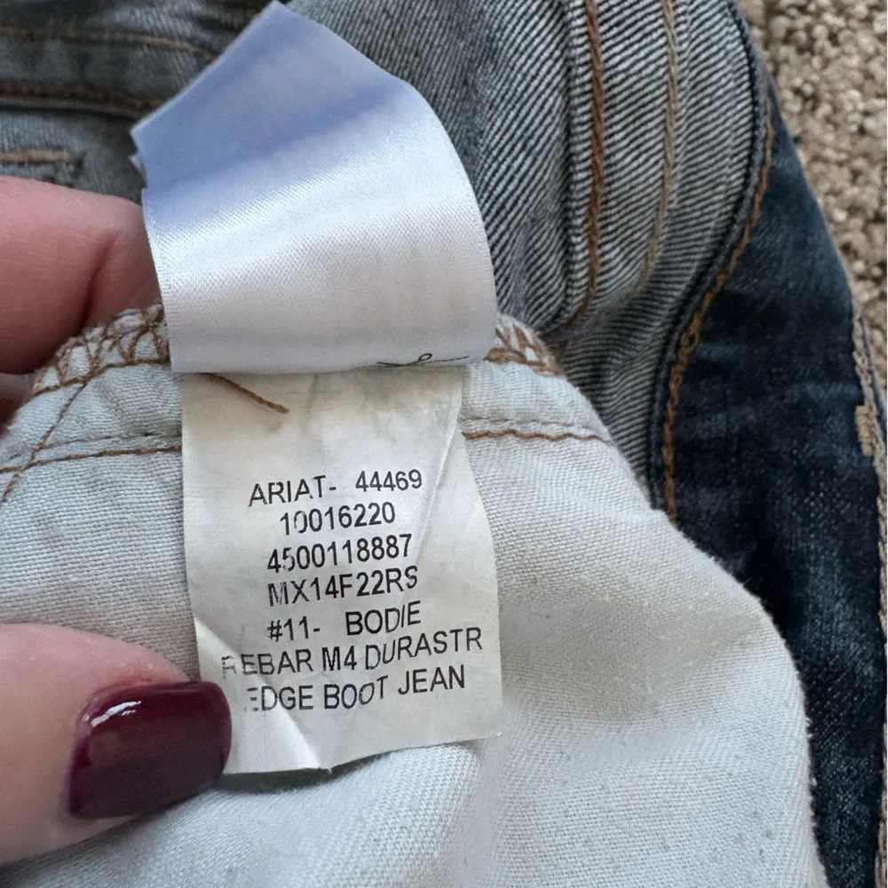 Ariat Men's Blue Jeans - Picture 6 of 6